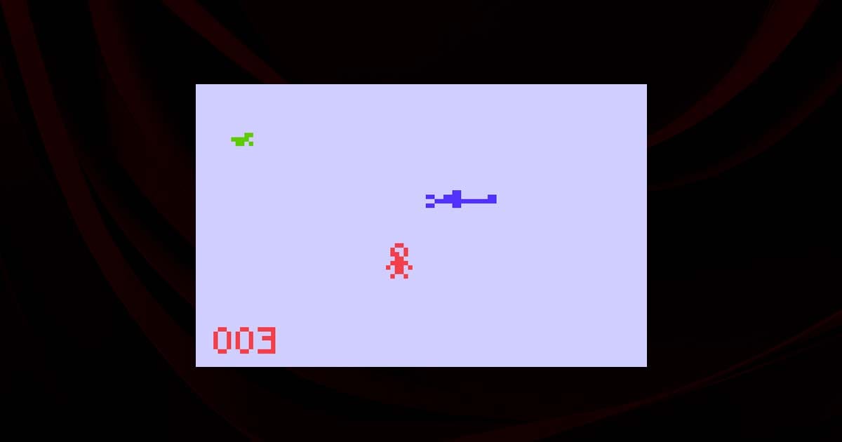 In-game interface view of diver collecting fish while a shark pursues across a sparse pixel grid